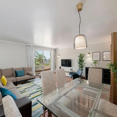 Grand I By An Island