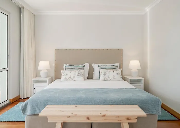 Grand I By An Island