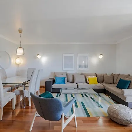 Grand I By An Island *