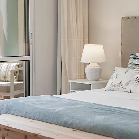 Grand I By An Island