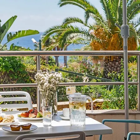 Grand I By An Island Διαμέρισμα *