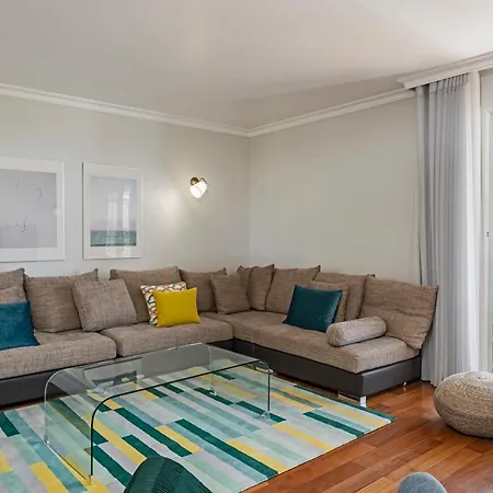 Grand I By An Island *