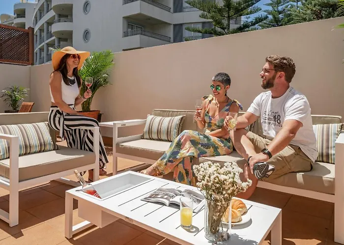 Grand I By An Island